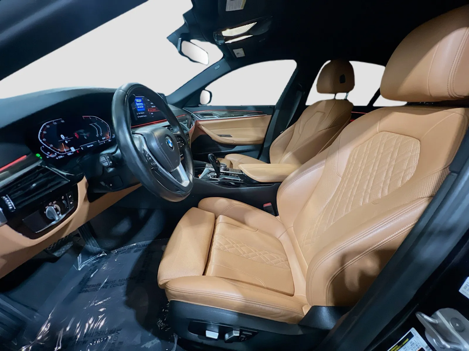 2022 BMW 5 Series 530i - Photo 15