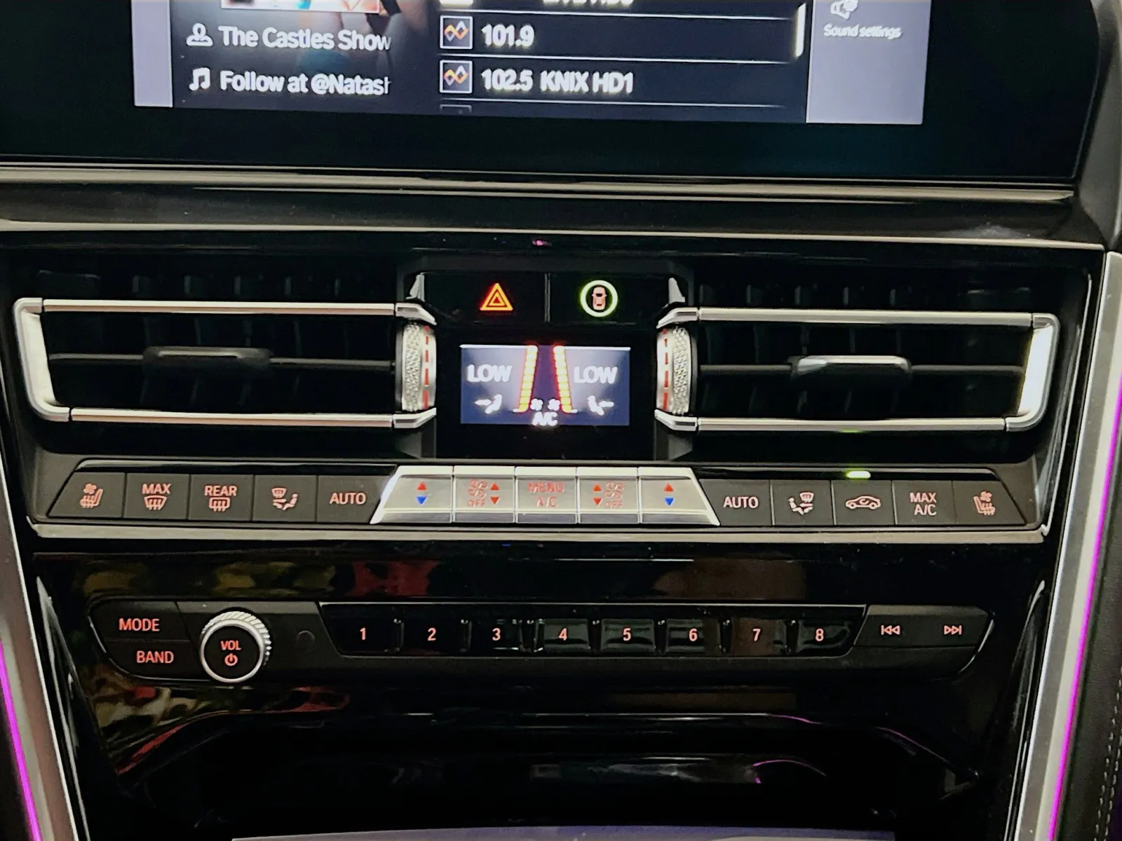 2021 BMW 8 Series M850i - Photo 12