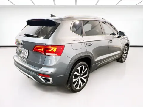 More photos of 2022 Volkswagen Taos SE at STG Chandler, AZ
