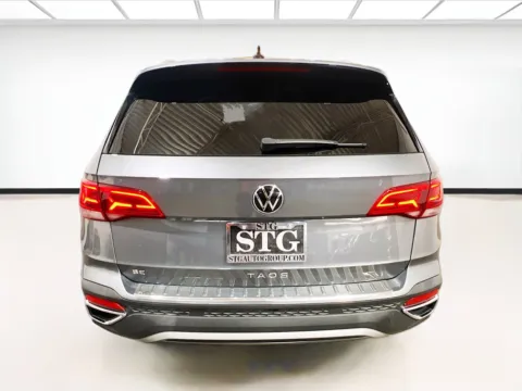 More photos of 2022 Volkswagen Taos SE at STG Chandler, AZ