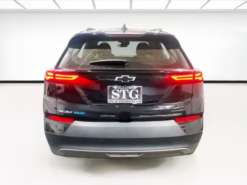 More photos of 2022 Chevrolet Bolt EUV LT at STG Chandler, AZ