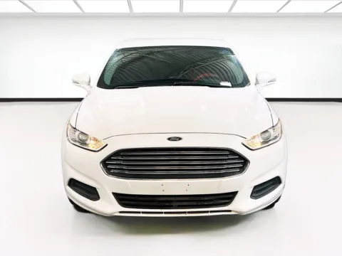 Photos of 2014 Ford Fusion SE for sale in Chandler, AZ at STG Chandler
