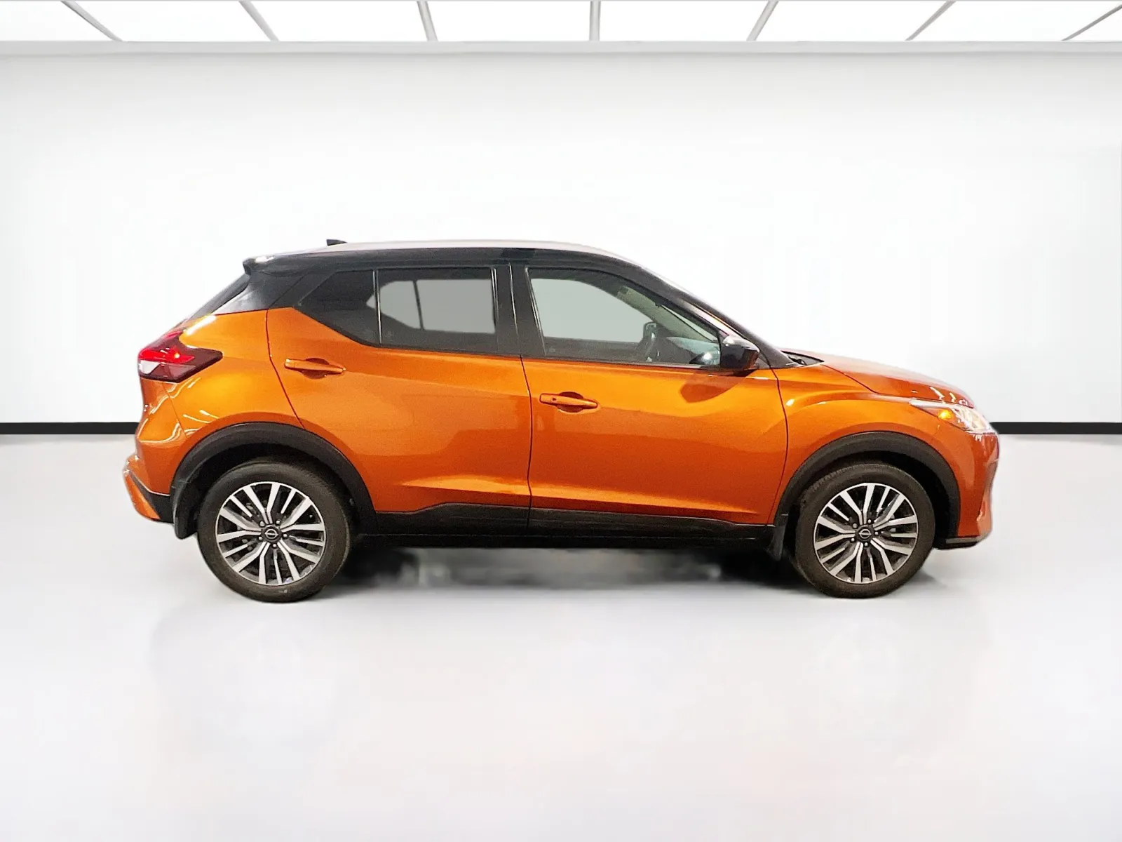 2023 Nissan Kicks SV - Photo 22