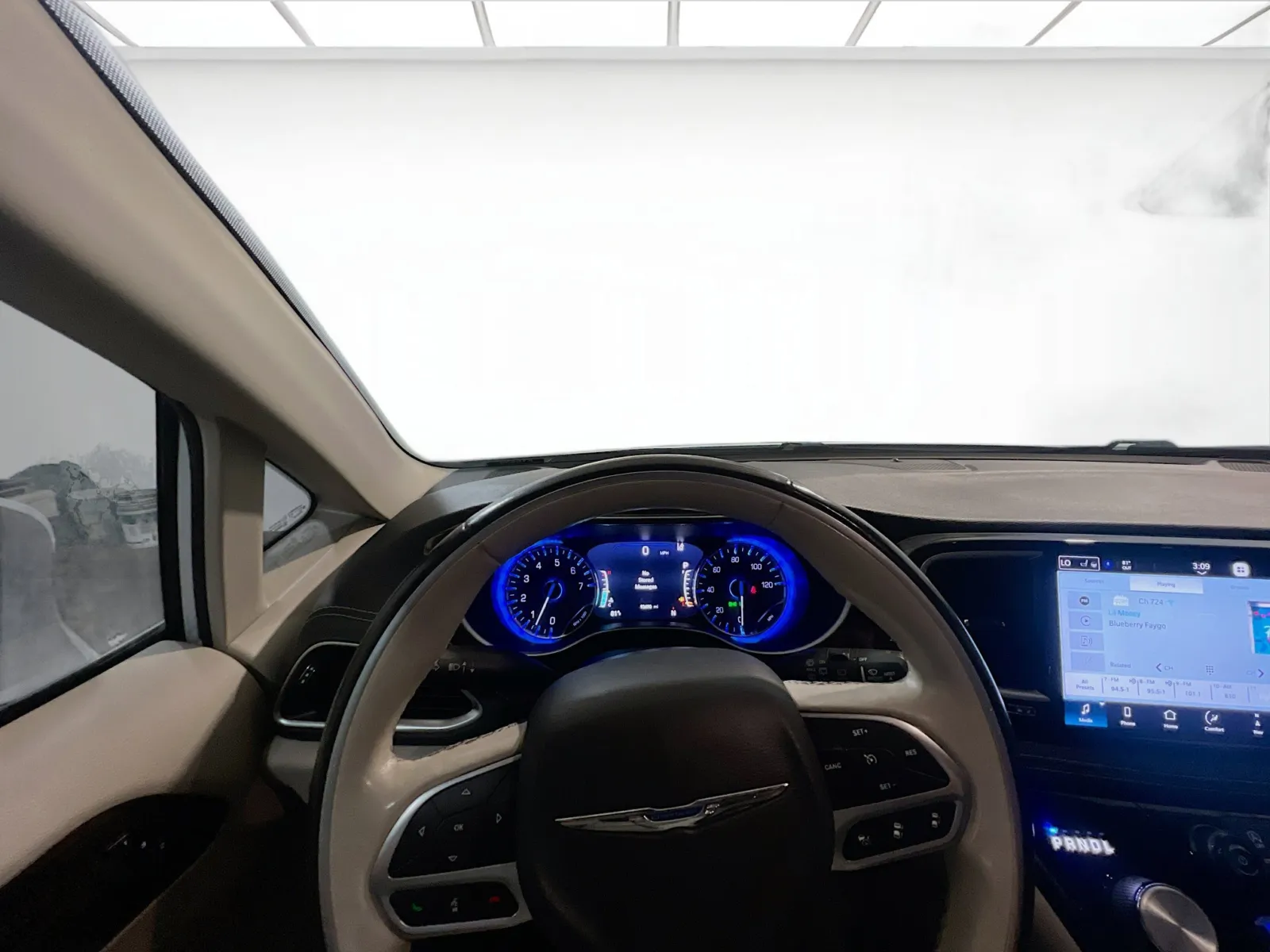 2021 Chrysler Pacifica Limited - Photo 7