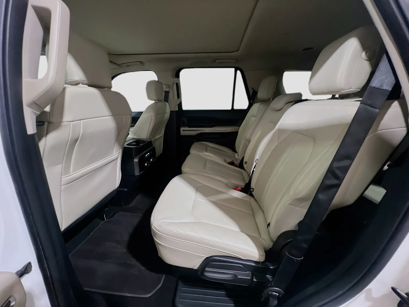 2020 Ford Expedition Platinum - Photo 19