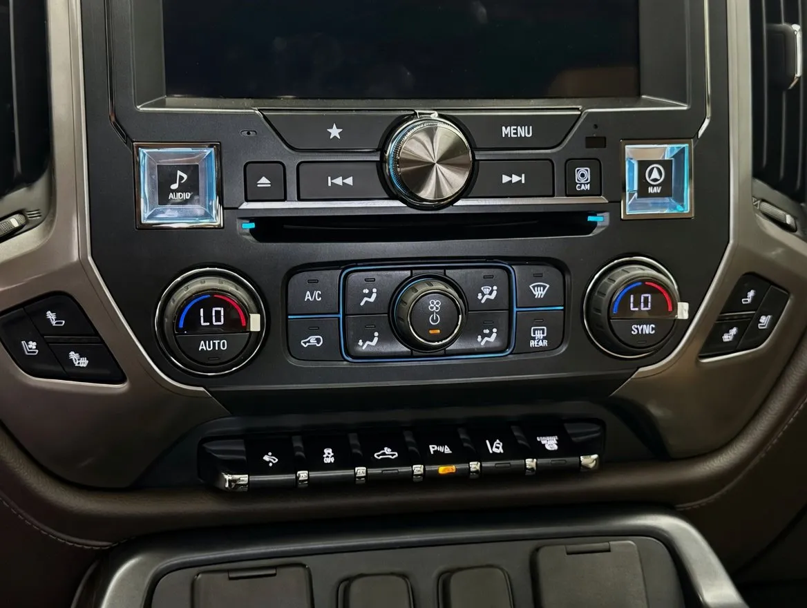 2018 GMC Sierra 3500 Denali HD Denali - Photo 9