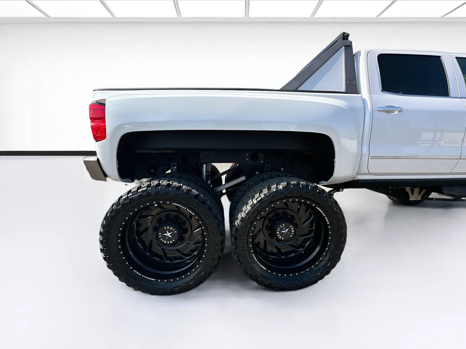 2018 GMC Sierra 3500 Denali HD Denali - Photo 18