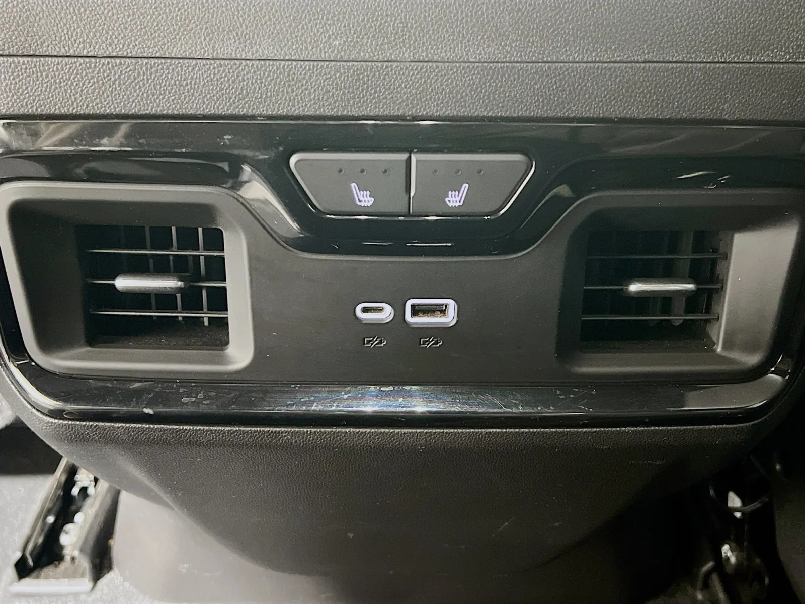 2024 Chevrolet Silverado 1500 ZR2 - Photo 18