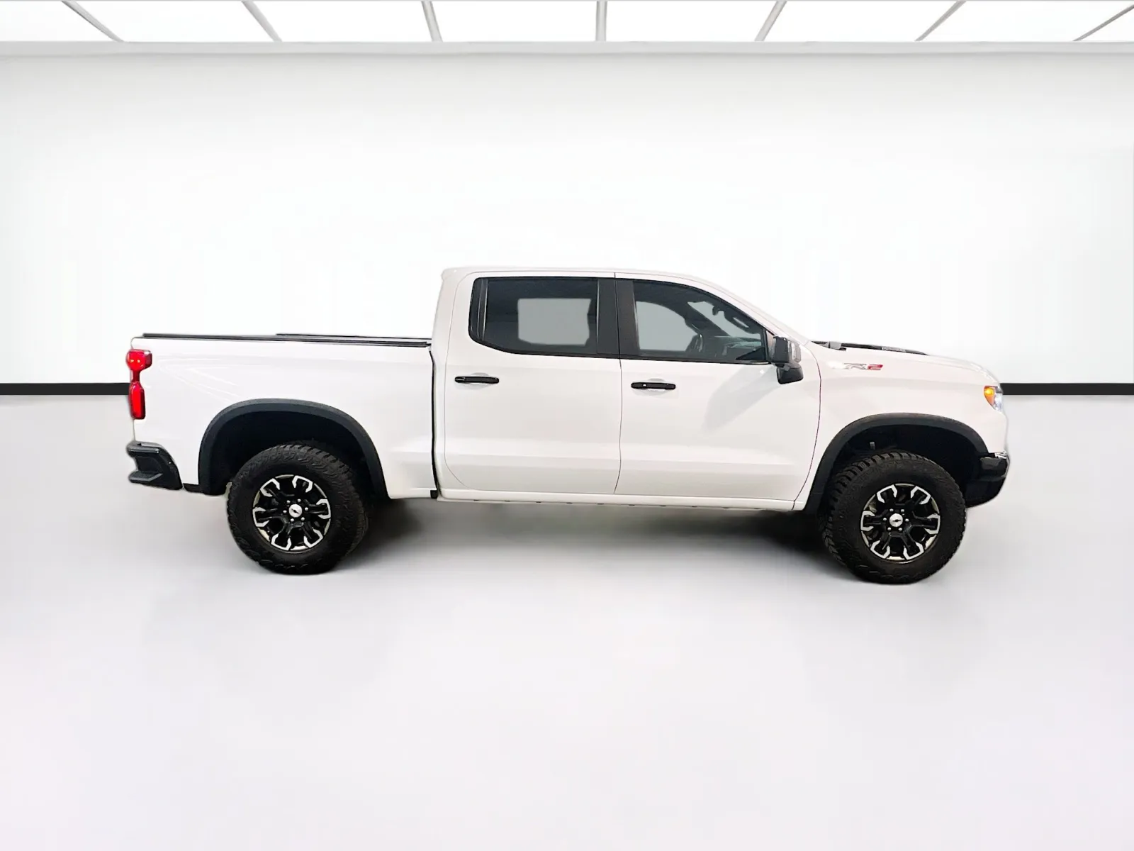2024 Chevrolet Silverado 1500 ZR2 - Photo 23