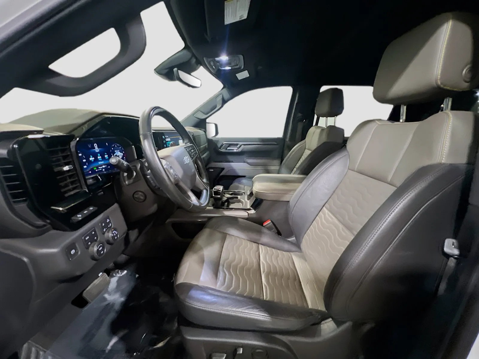 2024 Chevrolet Silverado 1500 ZR2 - Photo 15
