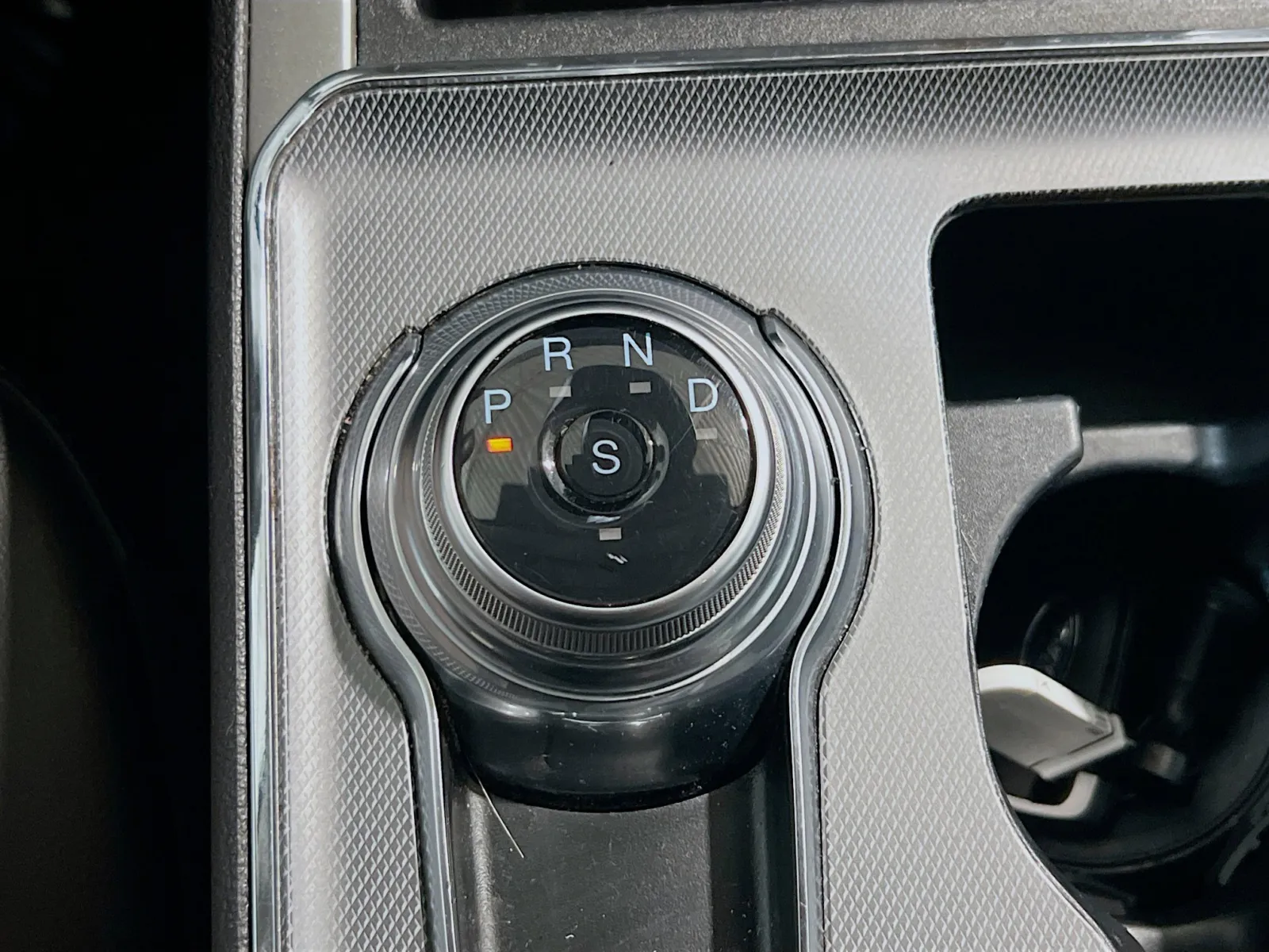2022 Ford Edge SEL - Photo 12