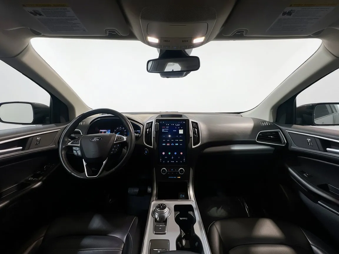 2022 Ford Edge SEL - Photo 15
