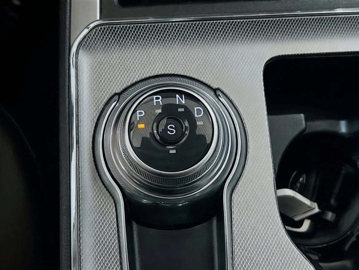 2022 Ford Edge SEL - Photo 12