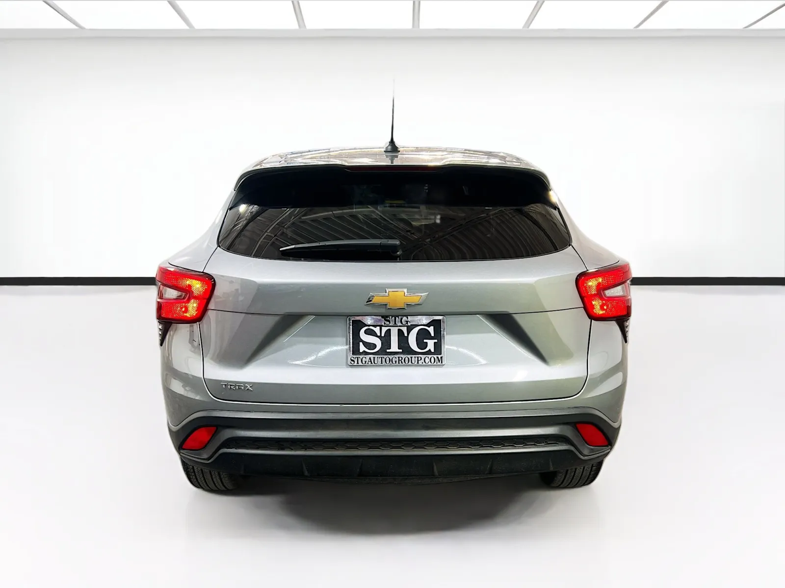 2025 Chevrolet Trax LS - Photo 5