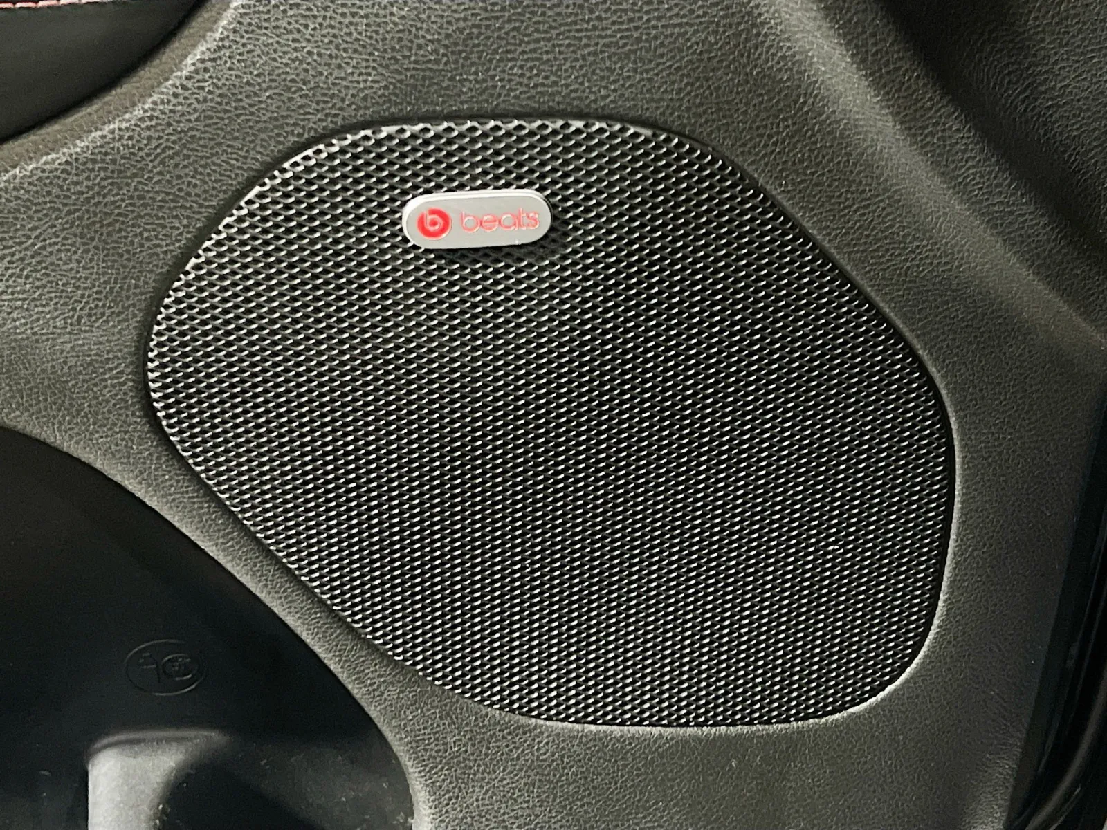 2017 Dodge Durango R/T - Photo 15