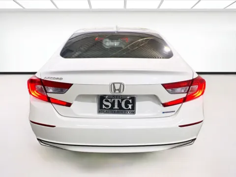 More photos of 2018 Honda Accord Hybrid at STG Chandler, AZ