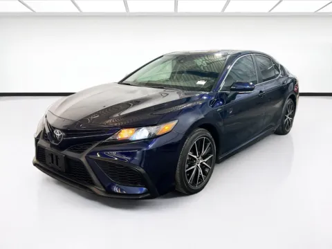 Blue 2021 Toyota Camry SE for sale in Chandler, AZ