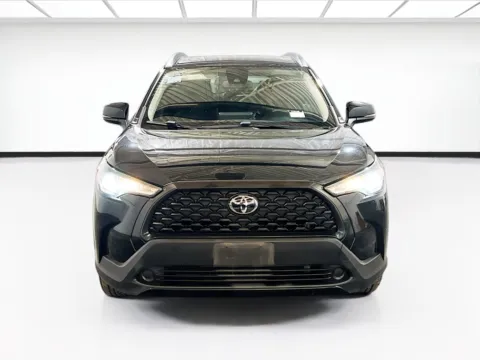 Photos of 2022 Toyota Corolla Cross LE for sale in Chandler, AZ at STG Chandler