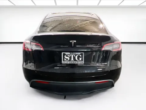 More photos of 2023 Tesla Model Y Long Range at STG Chandler, AZ