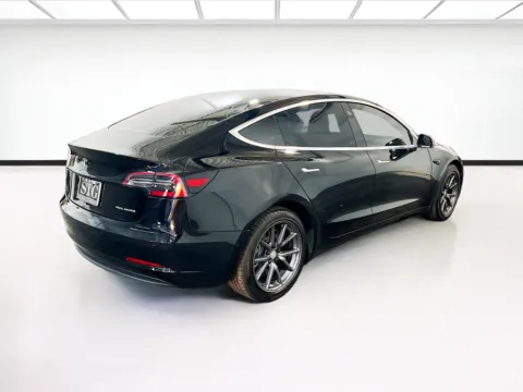 More photos of 2018 Tesla Model 3 Long Range at STG Chandler, AZ