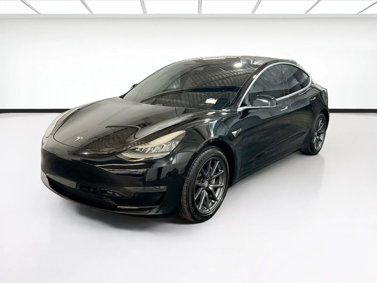 Black 2018 Tesla Model 3 Long Range for sale in Chandler, AZ