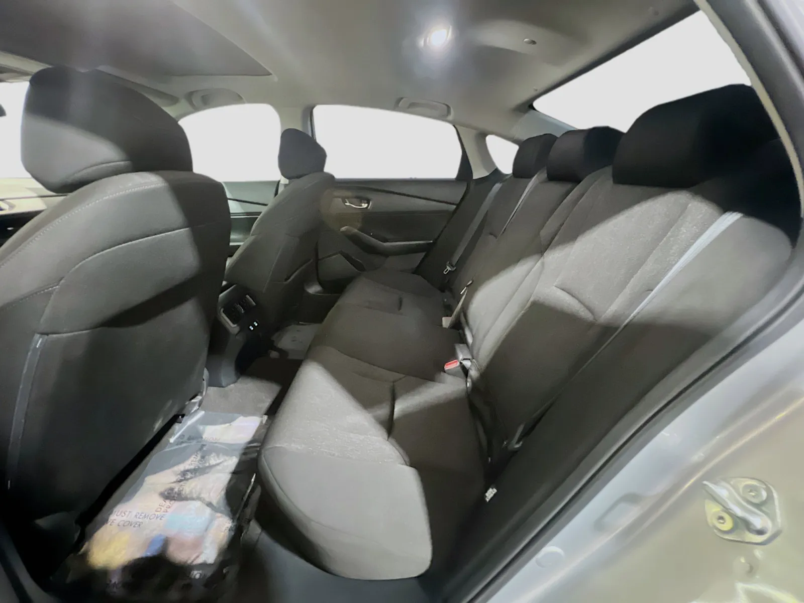 2025 Honda Accord SE - Photo 17