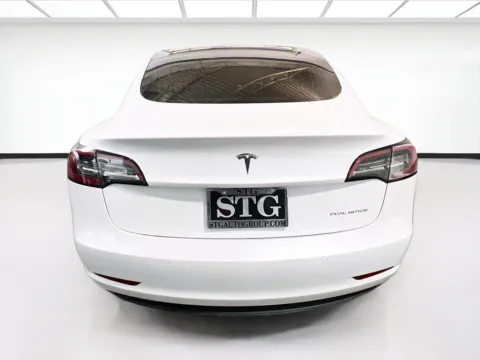 More photos of 2020 Tesla Model 3 Long Range at STG Chandler, AZ