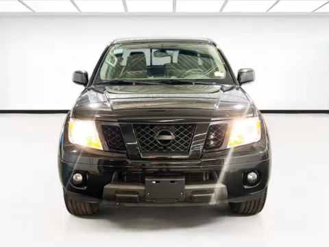 Photos of 2019 Nissan Frontier SV for sale in Chandler, AZ at STG Chandler