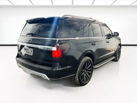 More photos of 2021 Ford Expedition XLT at STG Chandler, AZ