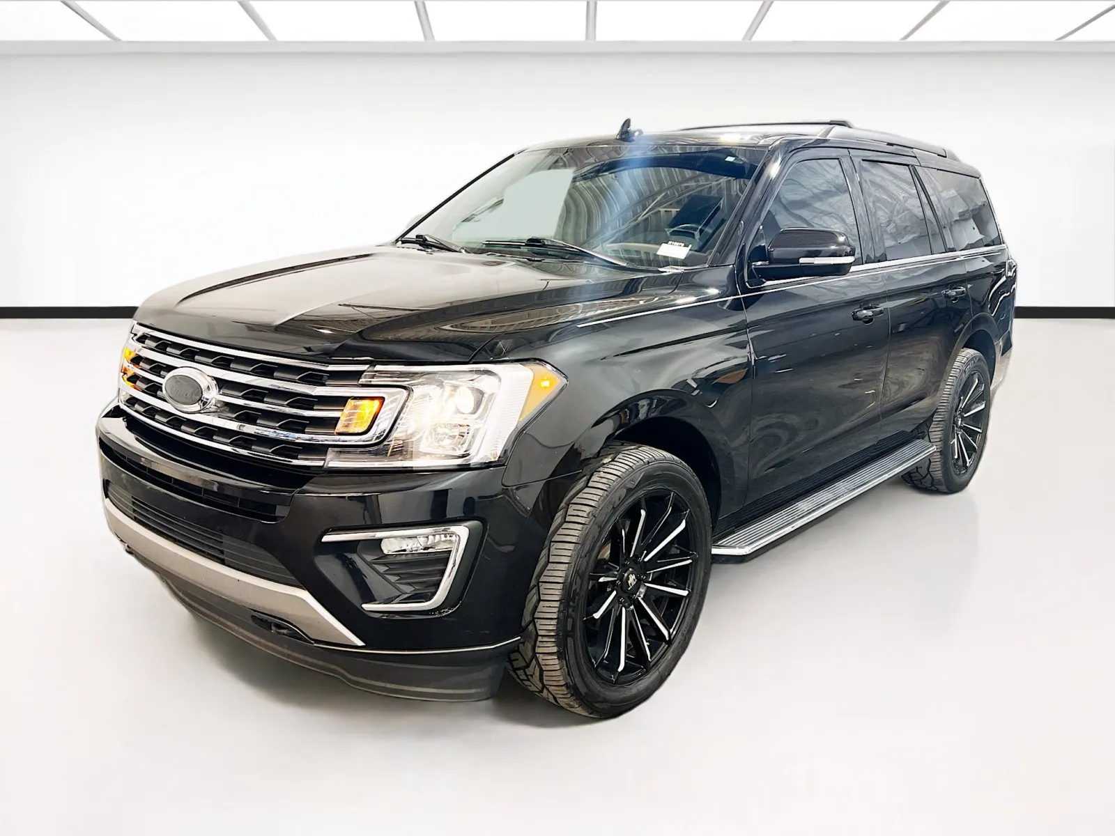 Blue 2021 Ford Expedition XLT for sale in Chandler, AZ