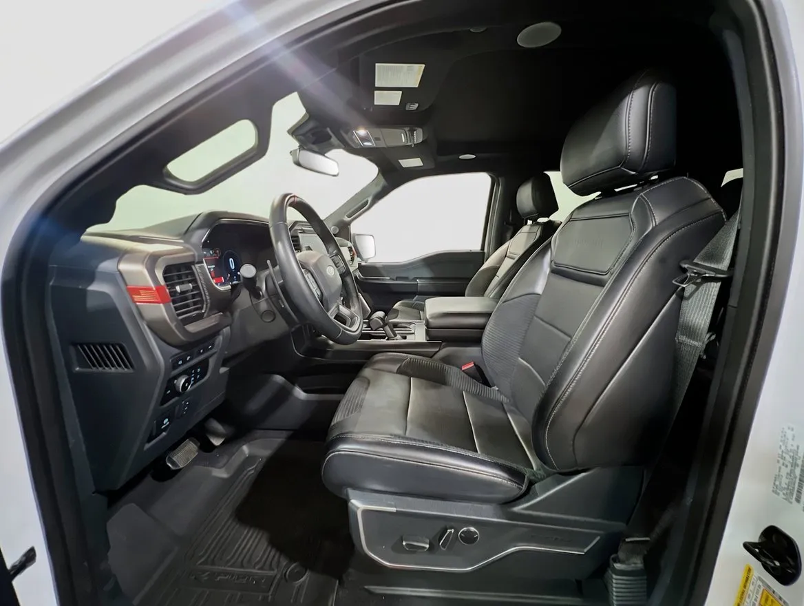 2023 Ford F-150 Raptor - Photo 16