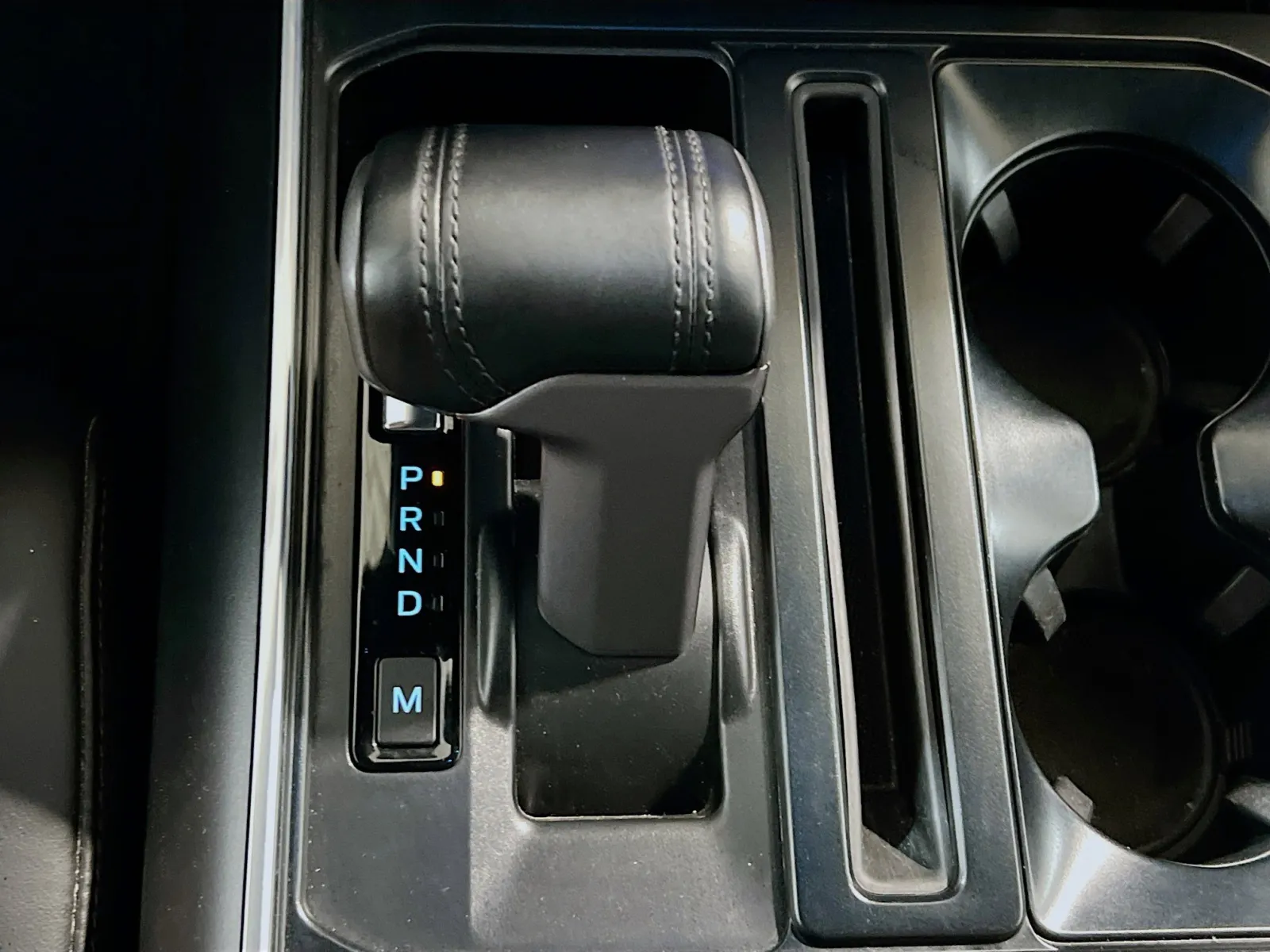 2023 Ford F-150 Raptor - Photo 13