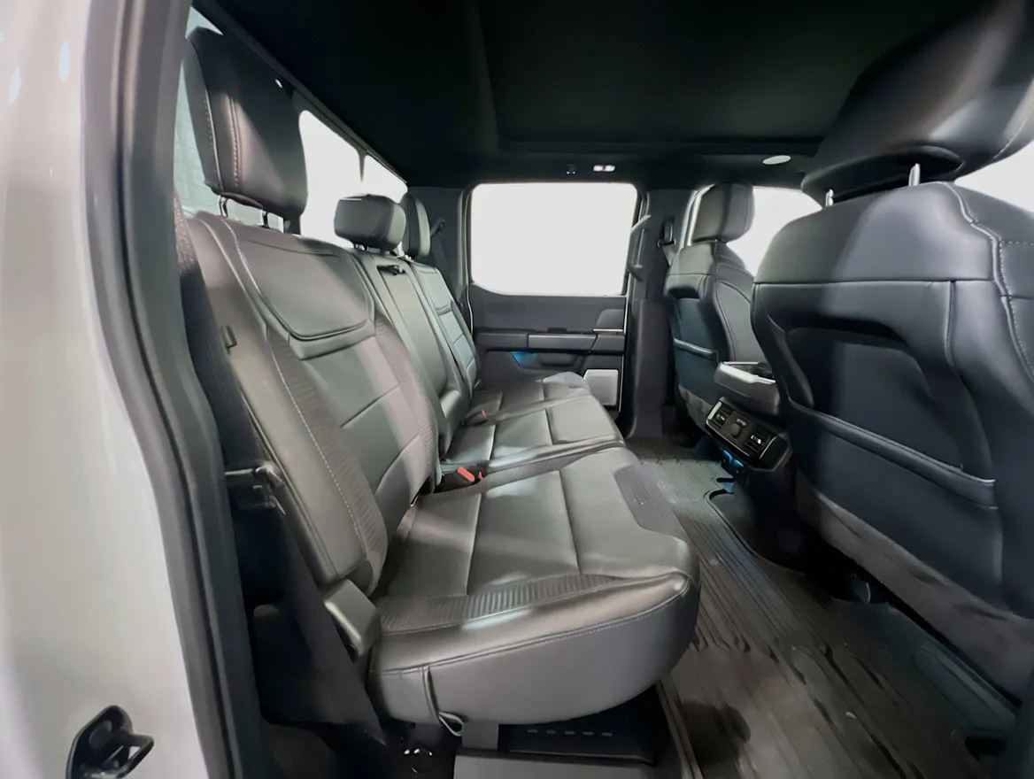 2023 Ford F-150 Raptor - Photo 21