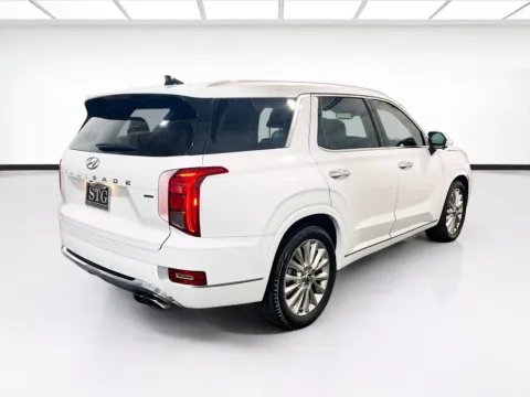 More photos of 2020 Hyundai Palisade Limited at STG Chandler, AZ