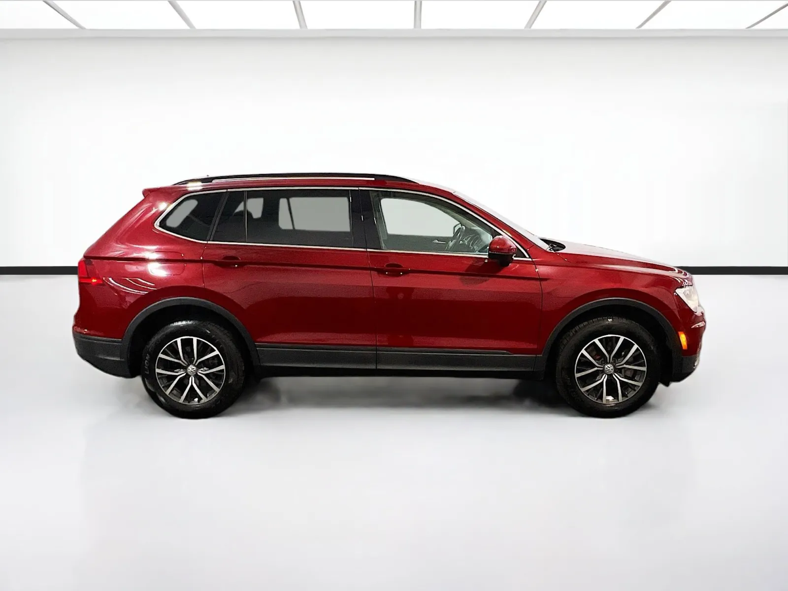 2019 Volkswagen Tiguan SE - Photo 23