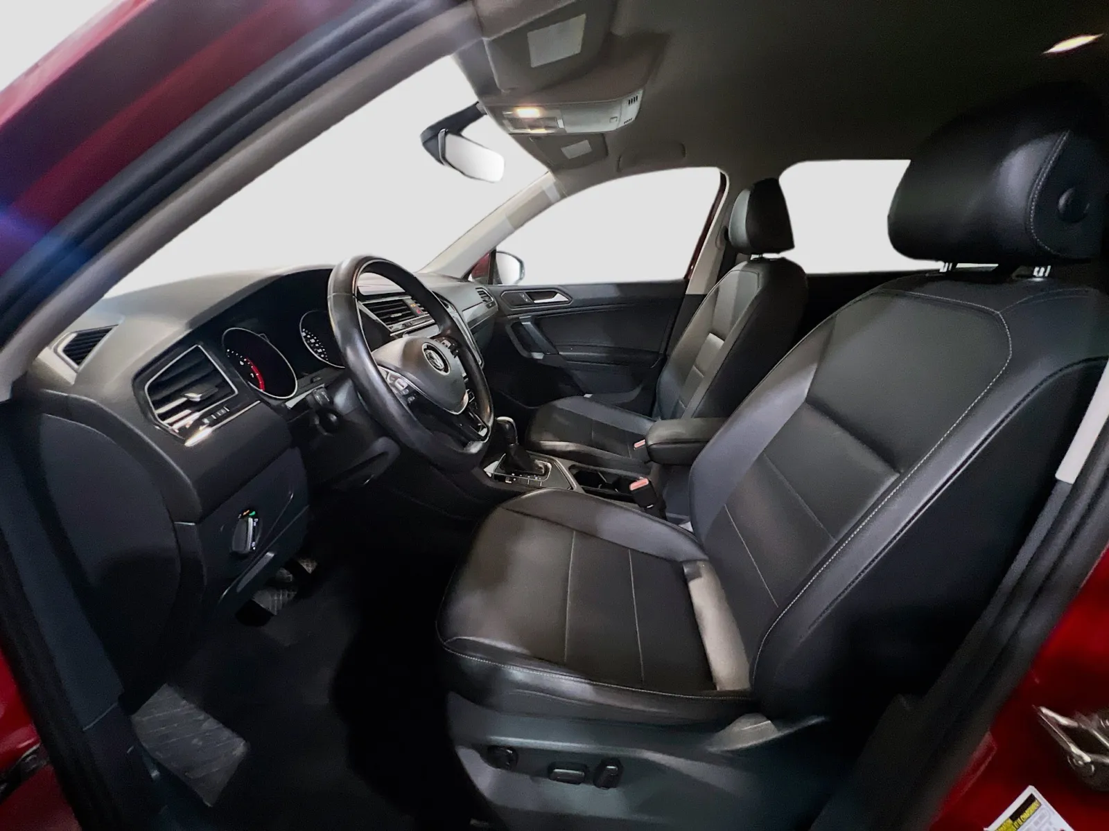 2019 Volkswagen Tiguan SE - Photo 14