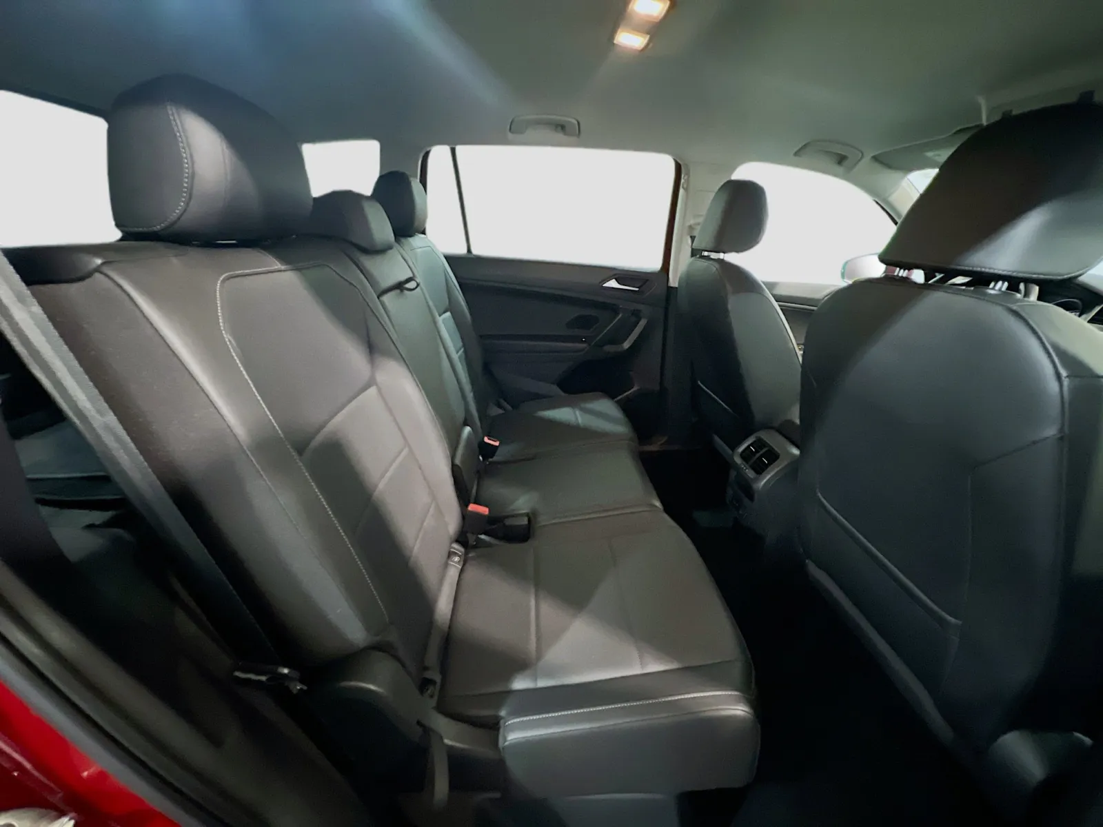 2019 Volkswagen Tiguan SE - Photo 19