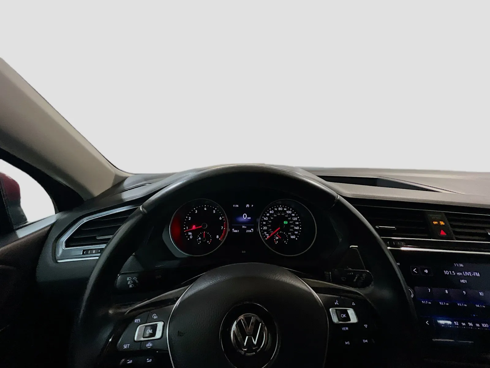 2019 Volkswagen Tiguan SE - Photo 7