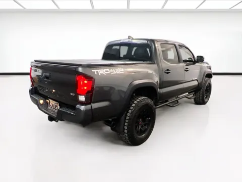 More photos of 2018 Toyota Tacoma TRD Off-Road at STG Chandler, AZ