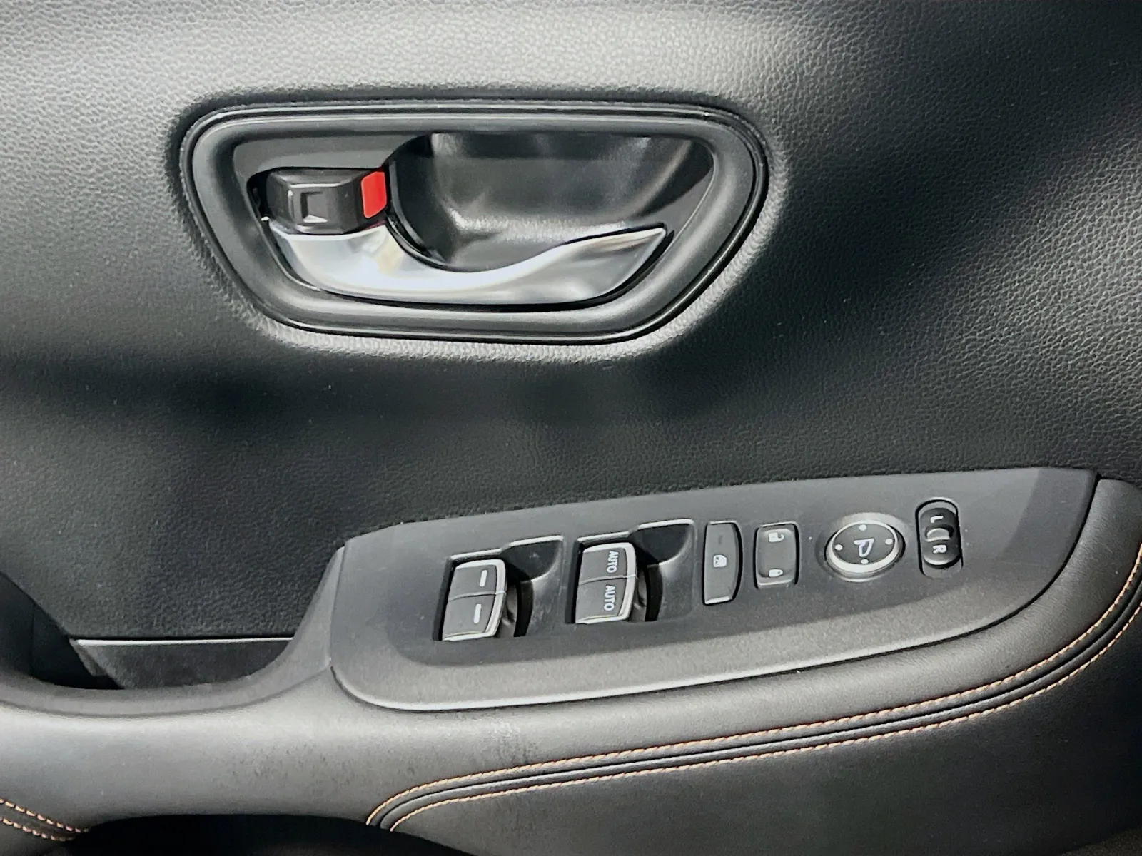 2024 Honda HR-V Sport - Photo 13