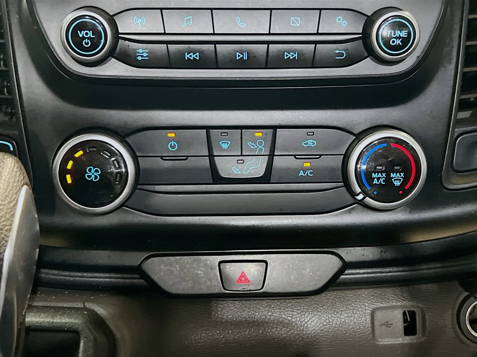 2020 Ford Transit Van Base - Photo 11