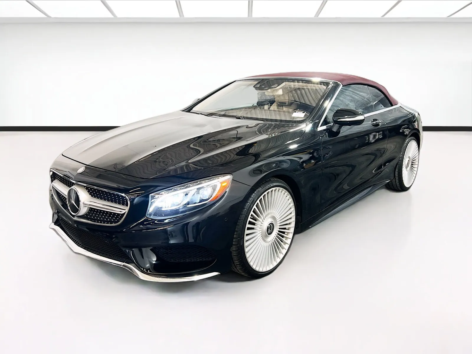 2017 Mercedes-Benz S-Class S550 Cabriolet's photo