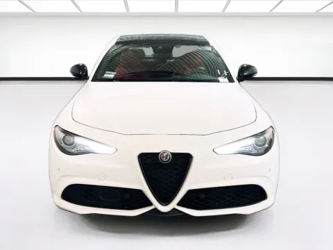 Photos of 2023 Alfa Romeo Giulia Veloce for sale in Chandler, AZ at STG Chandler