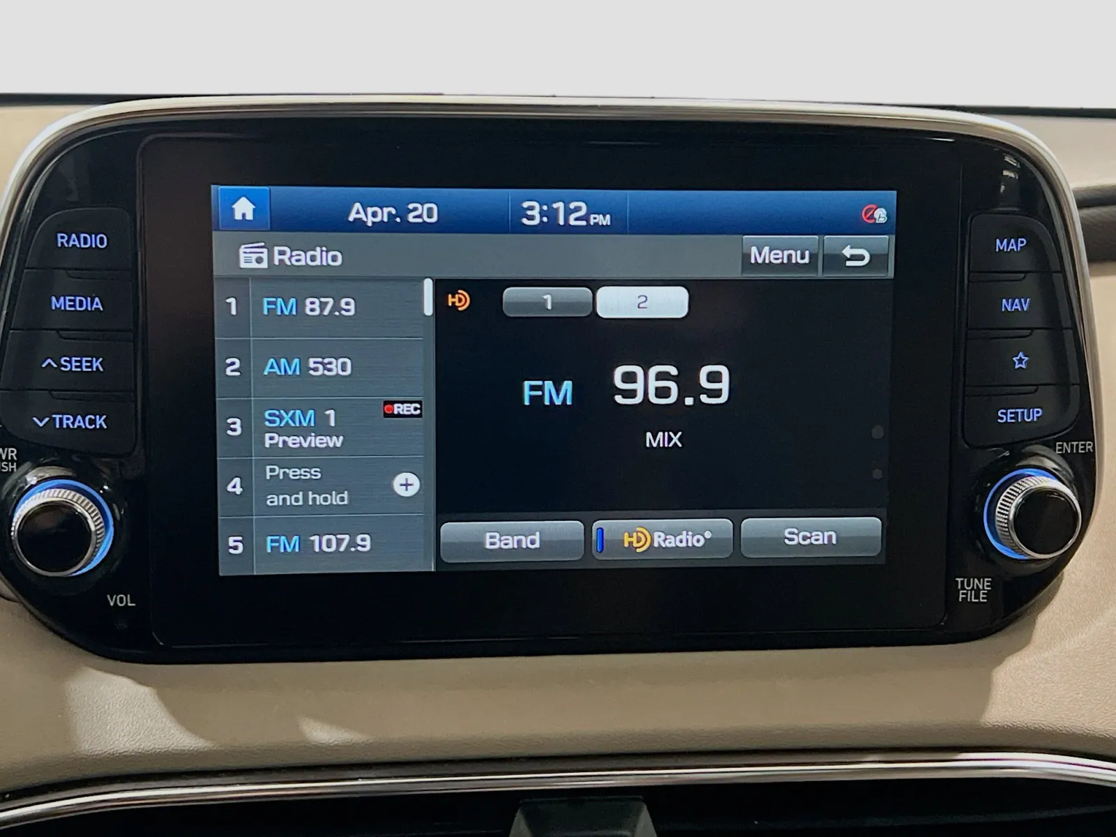 Hyundai Santa Fe photo 11