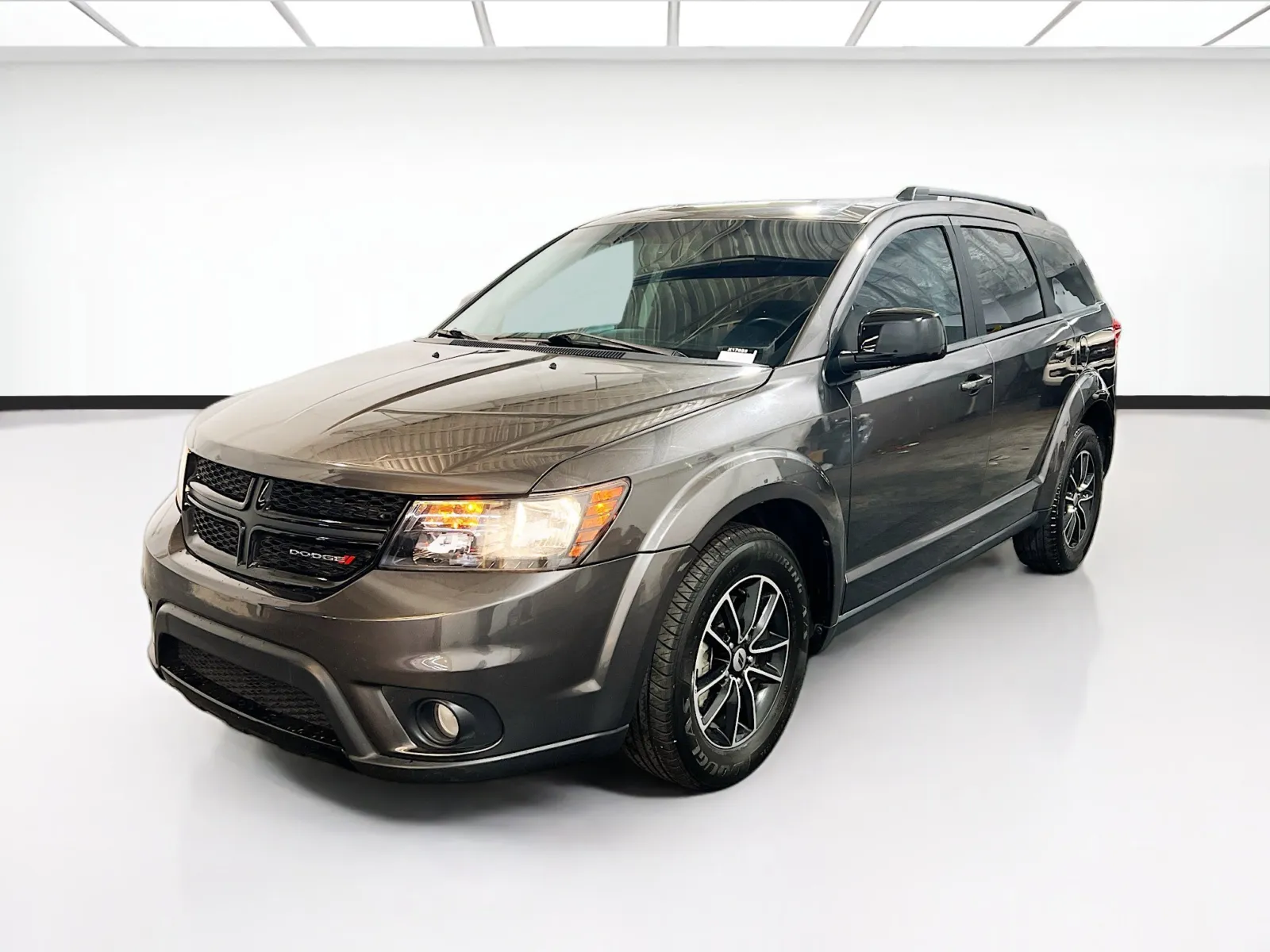 Gray 2018 Dodge Journey SXT for sale in Chandler, AZ