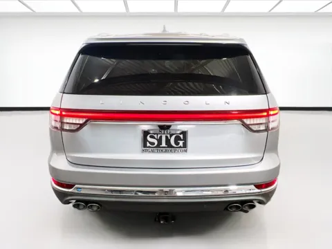 More photos of 2020 Lincoln Aviator Reserve at STG Chandler, AZ