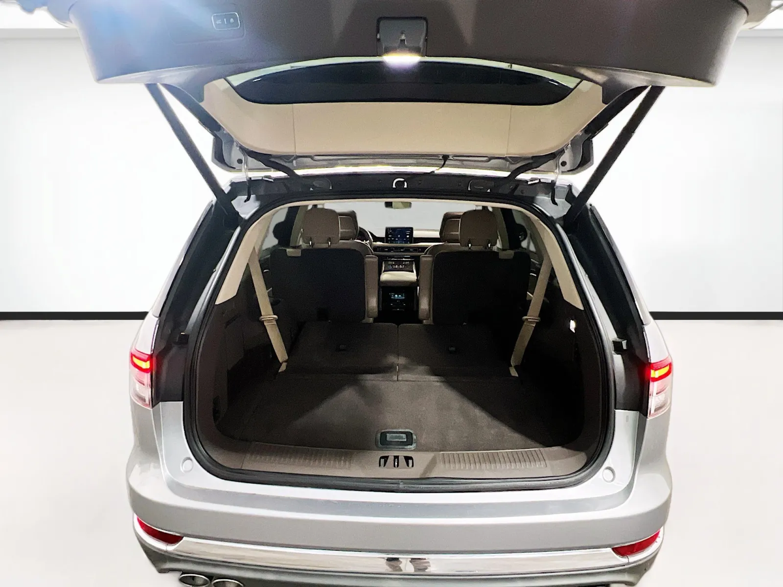 Lincoln Aviator photo 21