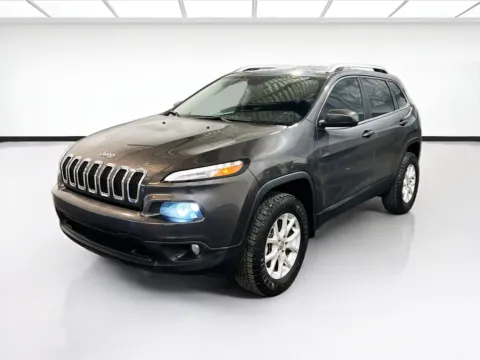 Gray 2017 Jeep Cherokee Latitude for sale in Chandler, AZ
