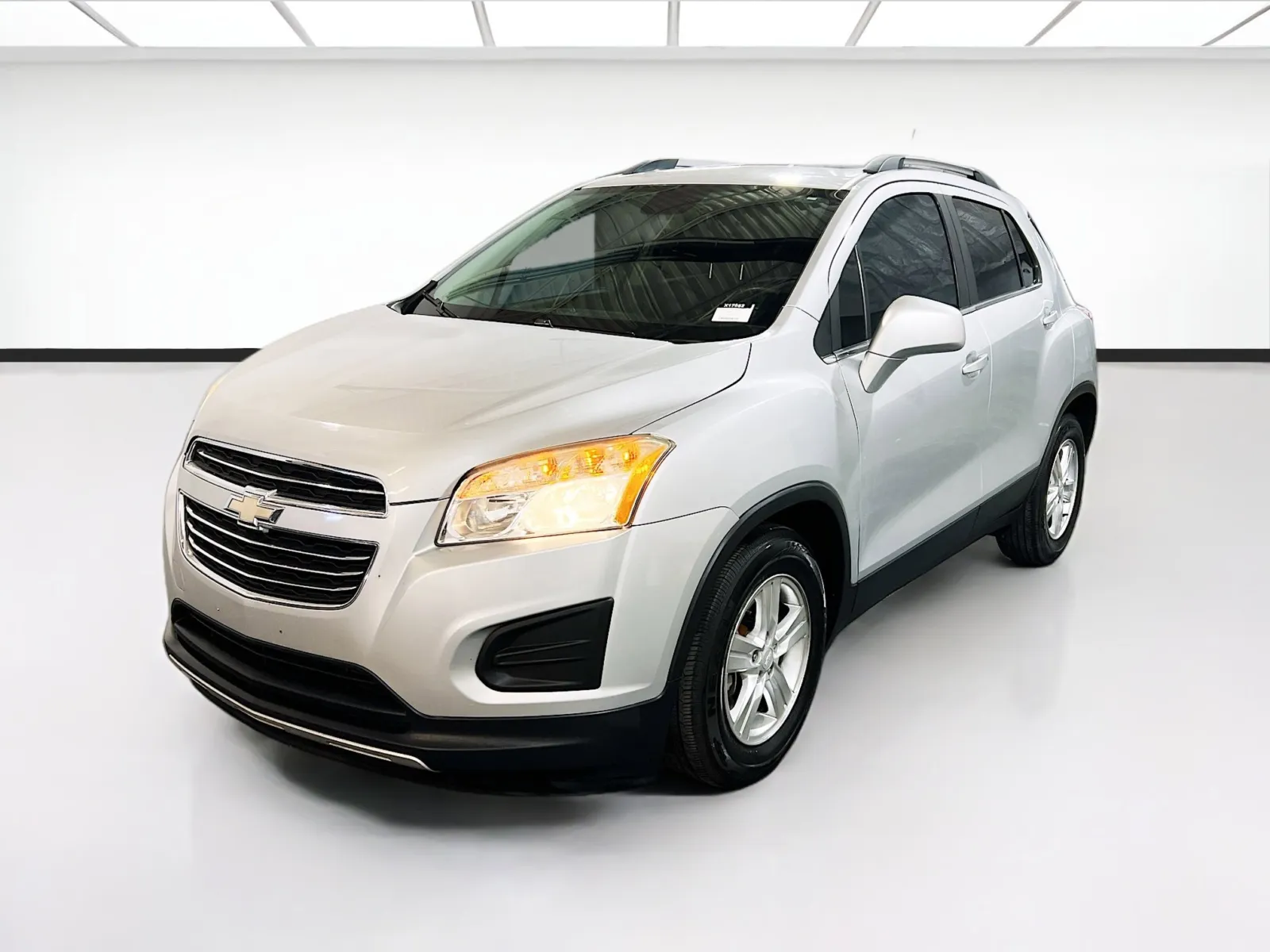 Silver 2016 Chevrolet Trax LT for sale in Chandler, AZ