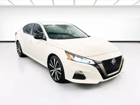 Another view of 2022 Nissan Altima 2.5 SR for sale in Chandler, AZ at STG Chandler